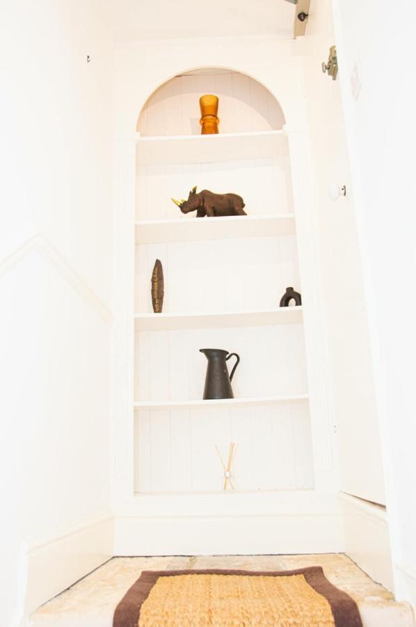 Garden Flat In Period Property Centrally Located บาธ ภายนอก รูปภาพ